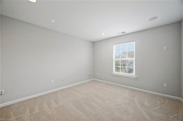 118 Oak Hill LN, Smithfield, VA 23430