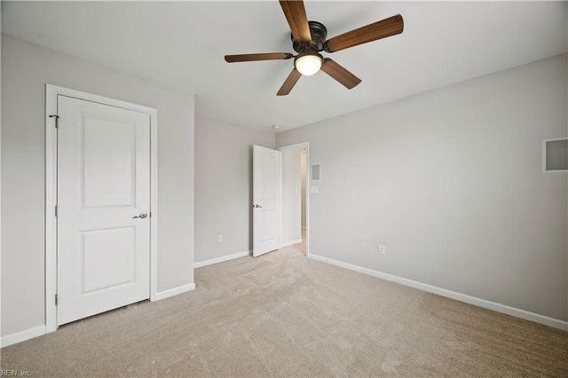 118 Oak Hill LN, Smithfield, VA 23430