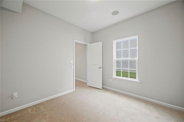 118 Oak Hill LN, Smithfield, VA 23430