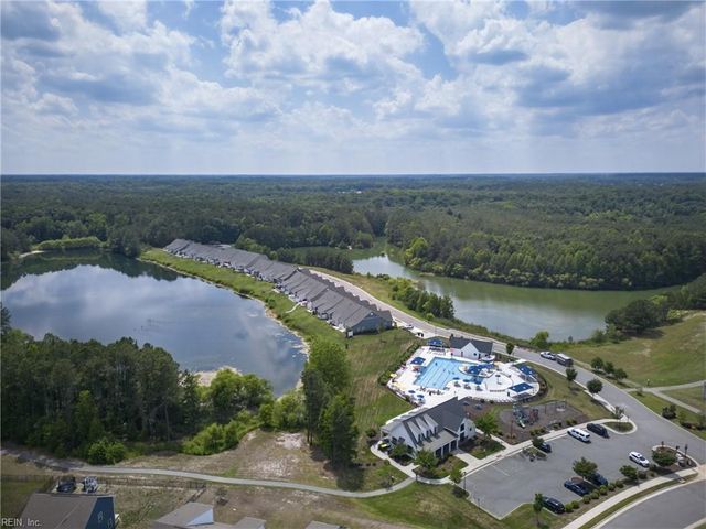 118 Oak Hill LN, Smithfield, VA 23430