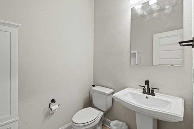 8637 Keeneland Drive, Fort Worth, TX 76120