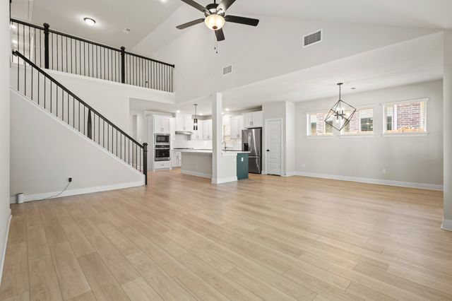 8637 Keeneland Drive, Fort Worth, TX 76120