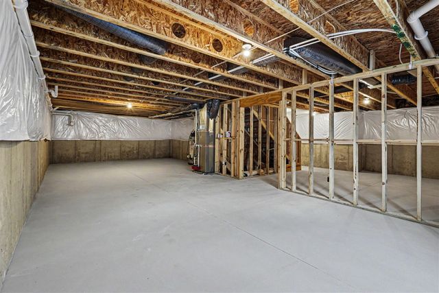 9392 Snow Valley Drive, Alto, MI 49302