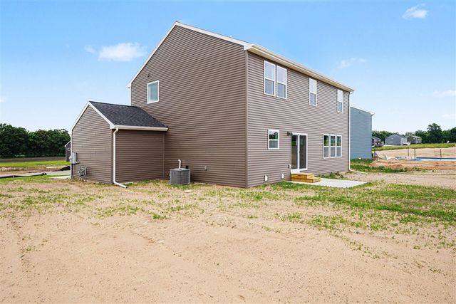 9392 Snow Valley Drive, Alto, MI 49302