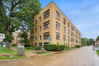 1136 Ontario Street 3B, Oak Park, IL 60302
