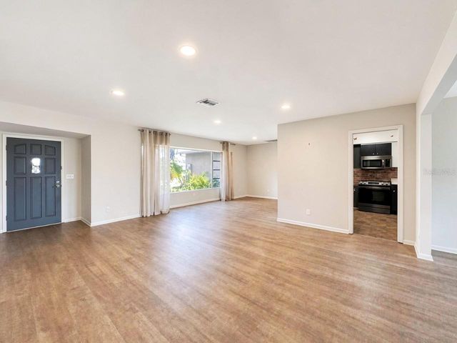 356 PEPPERTREE ROAD, Venice, FL 34293