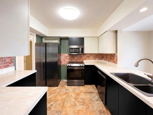 356 PEPPERTREE ROAD, Venice, FL 34293
