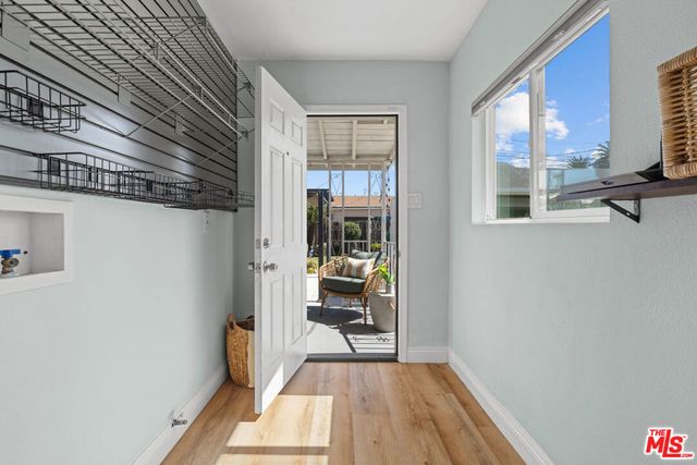 5832 S Van Ness Avenue, Los Angeles, CA 90047