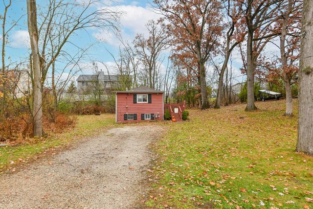 W3772 Alder DRIVE, Lake Geneva, WI 53147