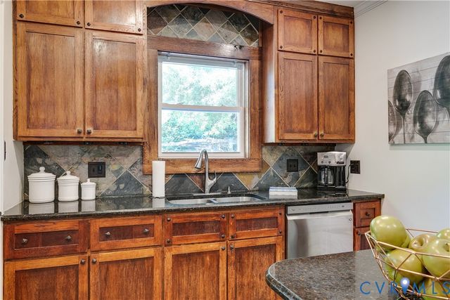 5014 E Seminary Ave, Richmond, VA 23227