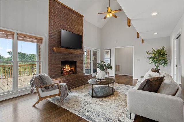 705 JENKINS BRIDGE Road, Simpsonville, SC 29680