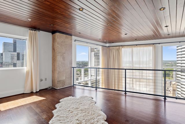 555 Church St Apt 2300, Nashville, TN 37219