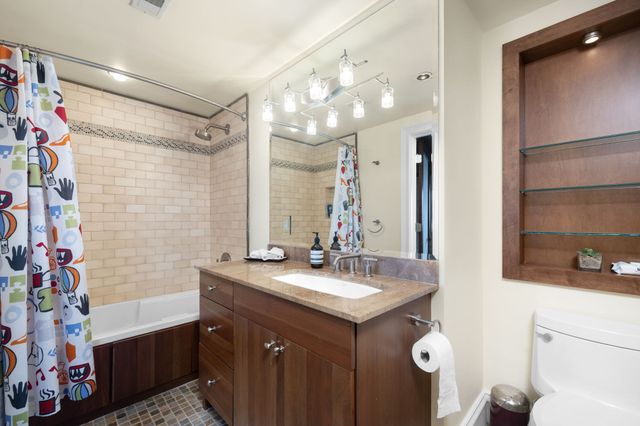 555 Church St Apt 2300, Nashville, TN 37219