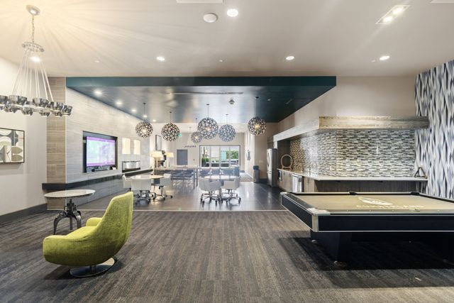 555 Church St Apt 2300, Nashville, TN 37219