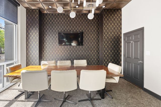 555 Church St Apt 2300, Nashville, TN 37219