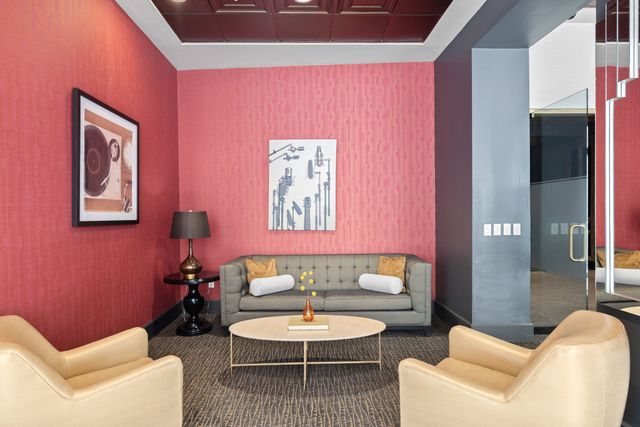 555 Church St Apt 2300, Nashville, TN 37219