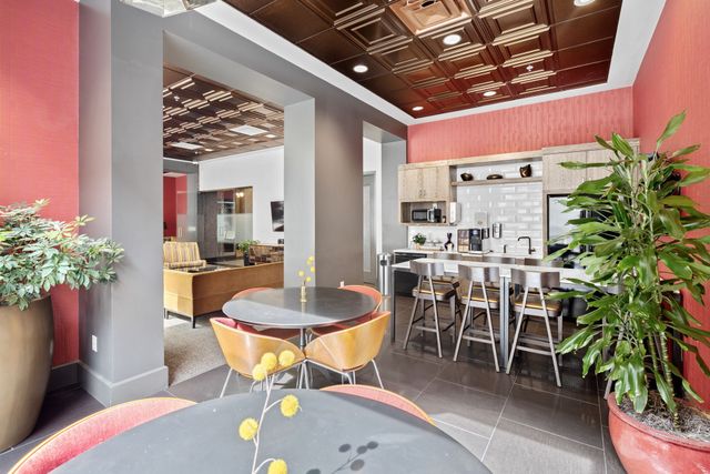 555 Church St Apt 2300, Nashville, TN 37219