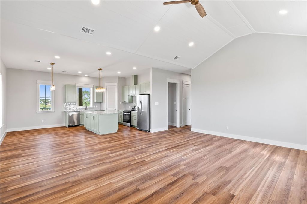 130 West Glen Oak Lane, Rockport, TX 78382 — photo 4
