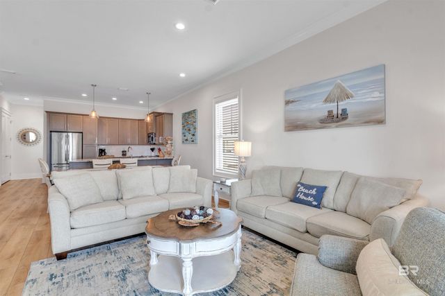 1592 W Beach Boulevard EE, Gulf Shores, AL 36542