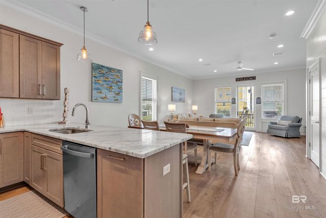 1592 W Beach Boulevard EE, Gulf Shores, AL 36542