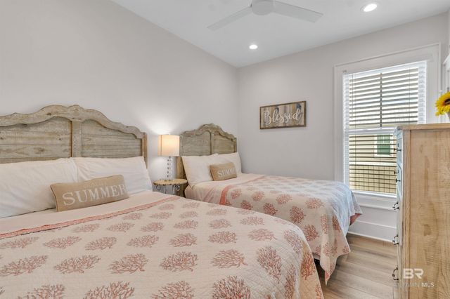 1592 W Beach Boulevard EE, Gulf Shores, AL 36542