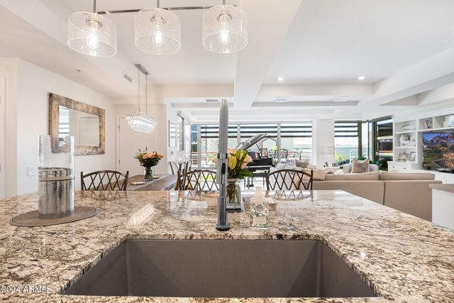 7117 E RANCHO VISTA Drive 4011, Scottsdale, AZ 85251