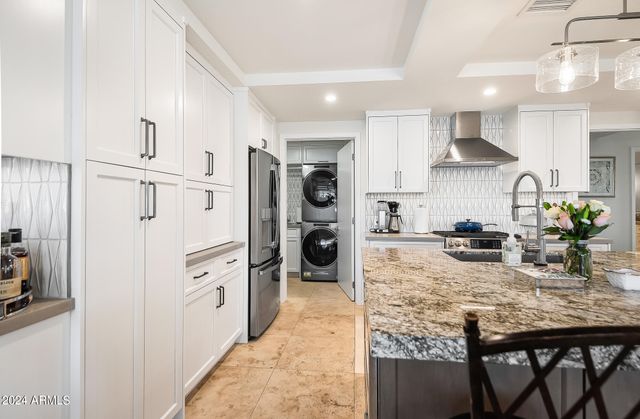 7117 E RANCHO VISTA Drive 4011, Scottsdale, AZ 85251