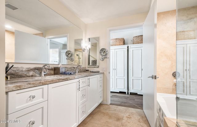 7117 E RANCHO VISTA Drive 4011, Scottsdale, AZ 85251