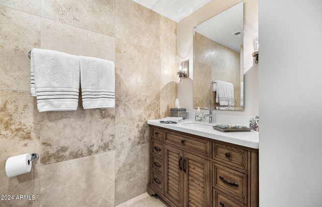 7117 E RANCHO VISTA Drive 4011, Scottsdale, AZ 85251