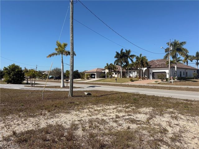 3710 Ceitus PKWY, Cape Coral, FL 33991