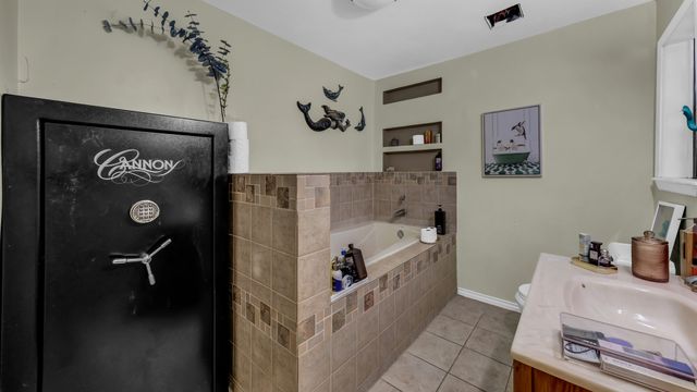 3200 Fairview Road, Millsap, TX 76066