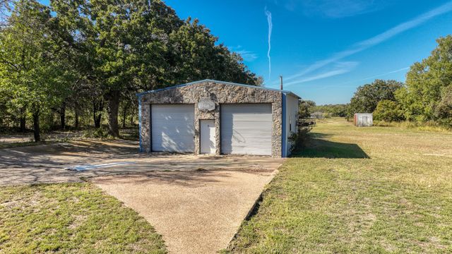 3200 Fairview Road, Millsap, TX 76066