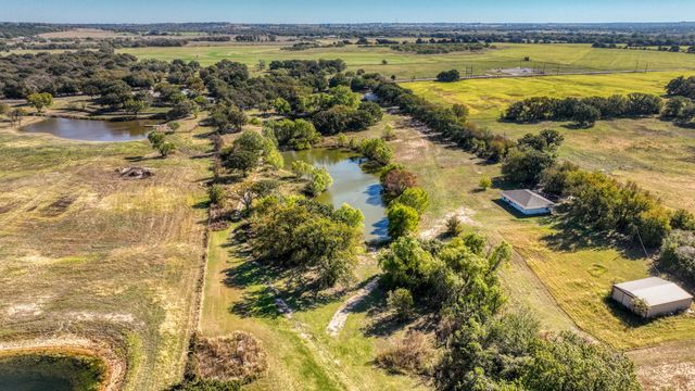 3200 Fairview Road, Millsap, TX 76066