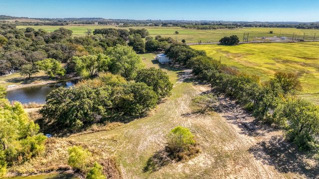 3200 Fairview Road, Millsap, TX 76066