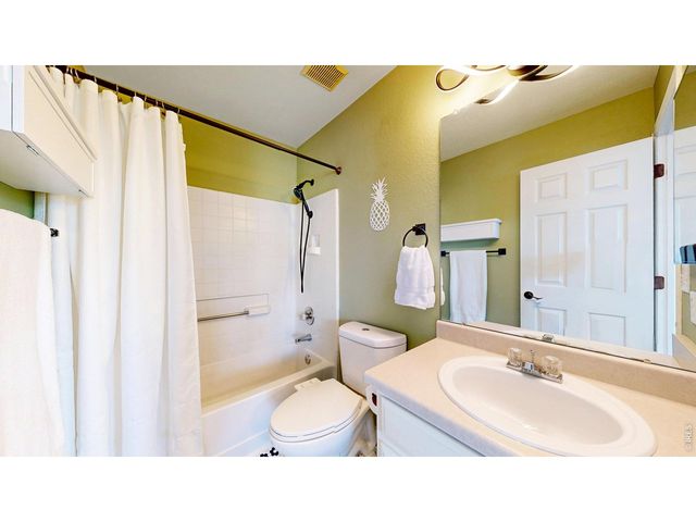 1748 Twin Lakes Cir, Loveland, CO 80538