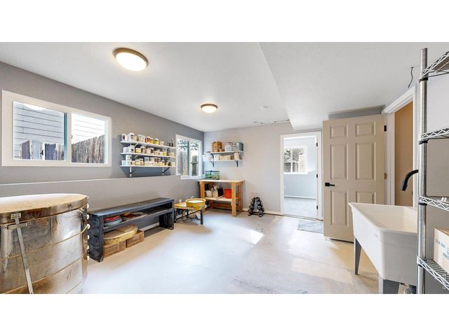 1748 Twin Lakes Cir, Loveland, CO 80538