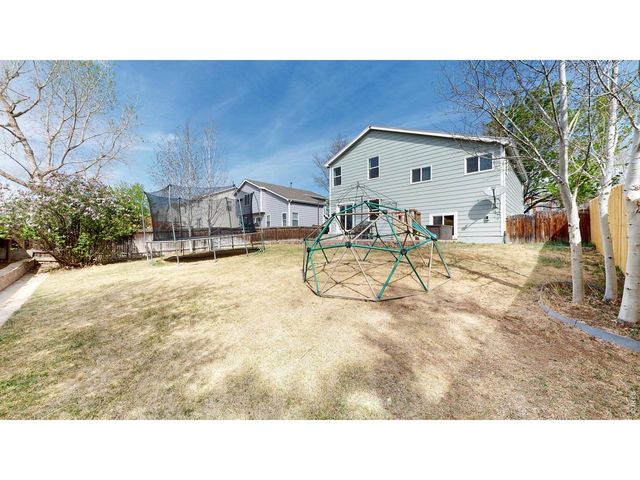 1748 Twin Lakes Cir, Loveland, CO 80538