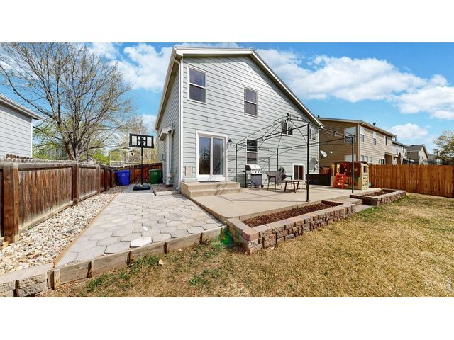 1748 Twin Lakes Cir, Loveland, CO 80538