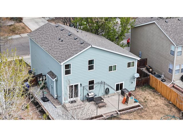 1748 Twin Lakes Cir, Loveland, CO 80538