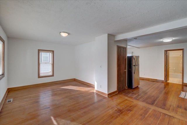 320 S Franklin Street, Stoughton, WI 53589