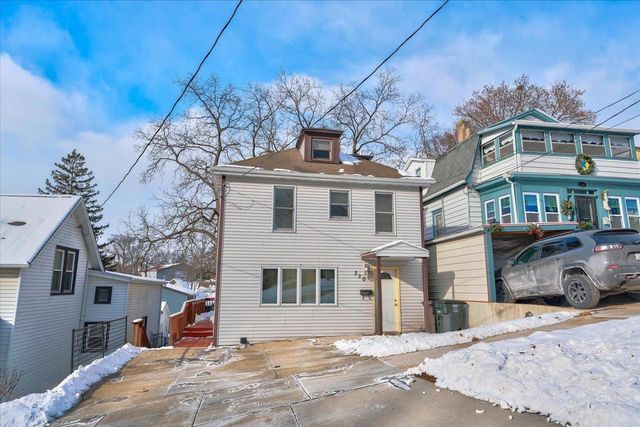 320 S Franklin Street, Stoughton, WI 53589