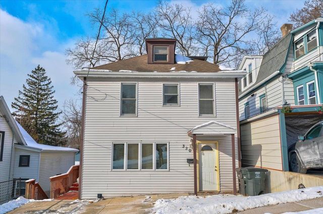 320 S Franklin Street, Stoughton, WI 53589