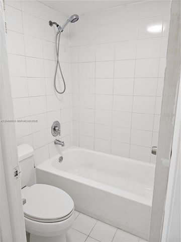 10641 SW 108th Avenue 1H, Miami, FL 33176