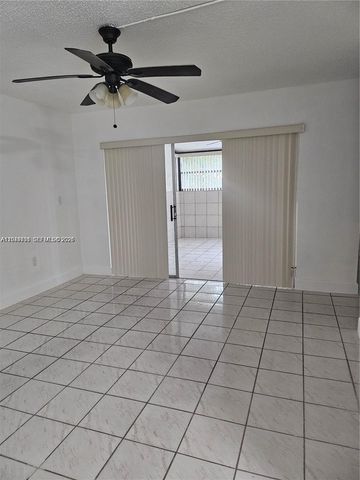 10641 SW 108th Avenue 1H, Miami, FL 33176