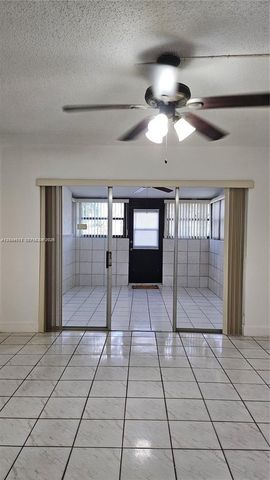 10641 SW 108th Avenue 1H, Miami, FL 33176