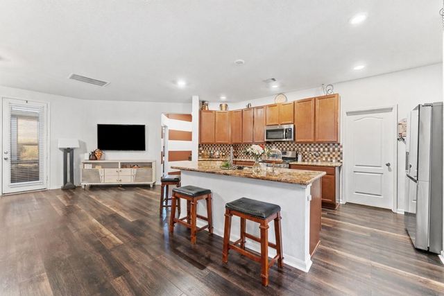 4230 Lake Cypress Circle, Houston, TX 77068