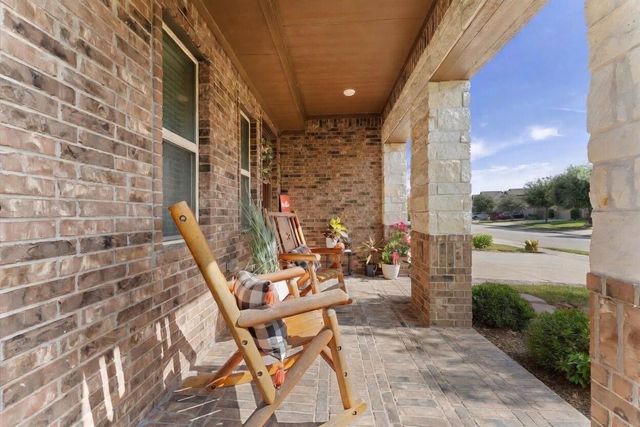 4230 Lake Cypress Circle, Houston, TX 77068