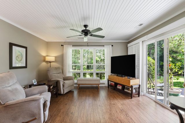 9805 Simonton Ct., Murrells Inlet, SC 29576