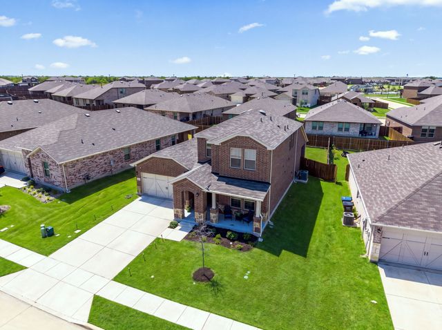 2314 Peregrine Way, Crandall, TX 75114