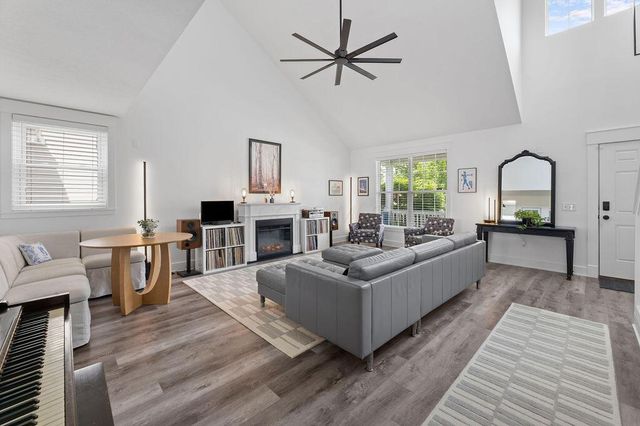 7235 Normanton Drive, New Albany, OH 43054